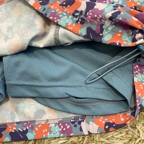 Mountains and Isles Fleet Foot Skort - Picture 7 of 12